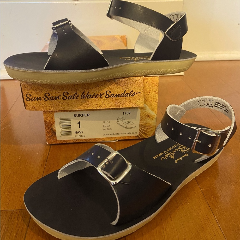 NWT Salt Water Sun-San Surfer Sandals - Navy